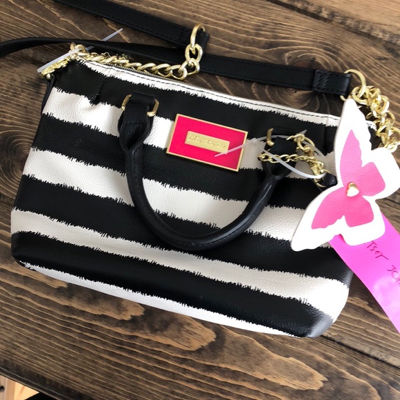Betsey Johnson Handbags - *NWT*Betsey Johnson Purse